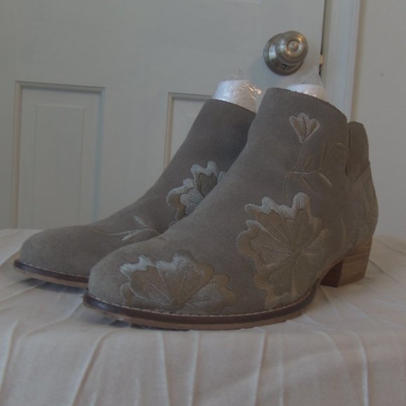 Seychelles Lantern Embroidered Ankle Boot Taupe sz 7 - Picture 1 of 12